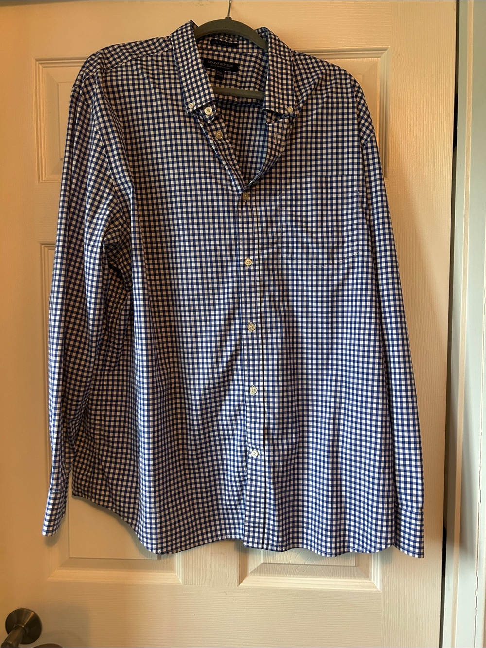 Banana Republic Slim Flex Fit Shirt-Very Good Used Condition.
